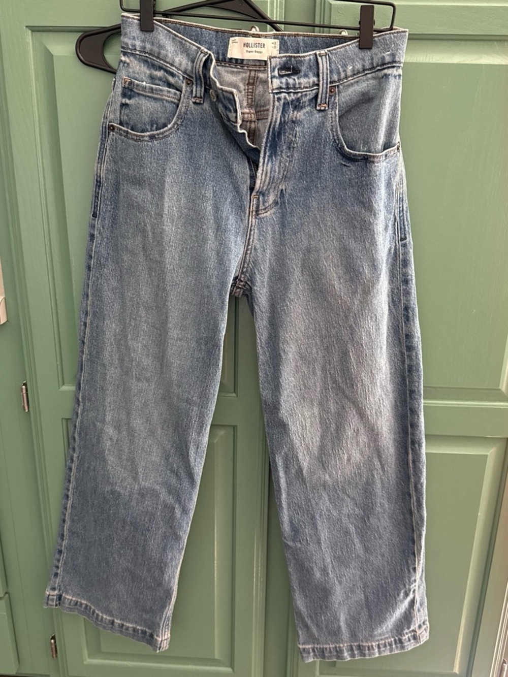 Hollister Light Wash Straight-Leg Jeans